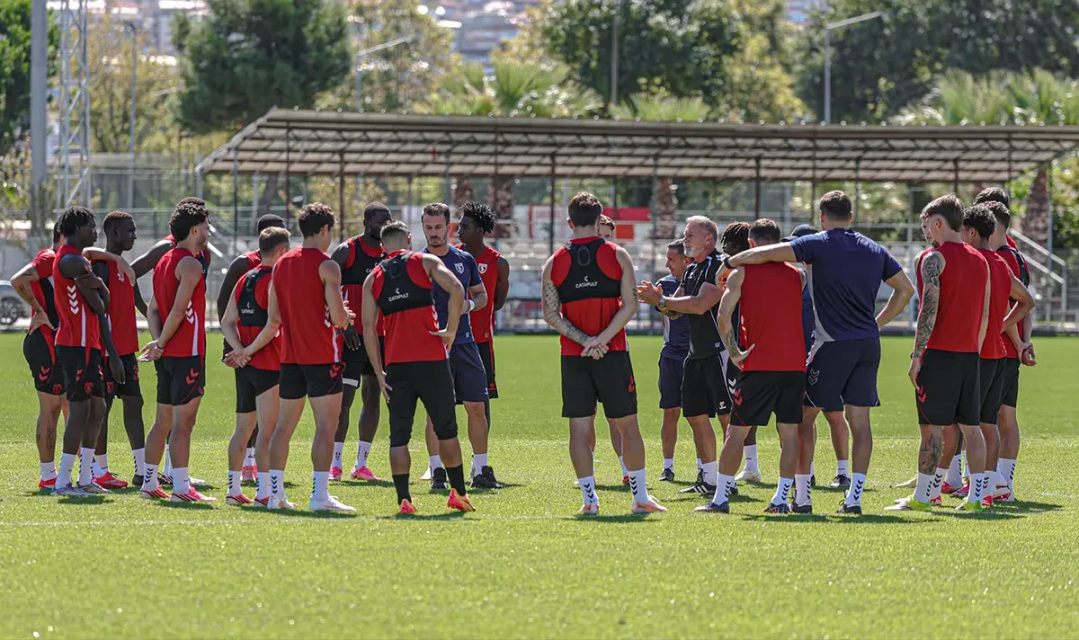 Samsunspor Çorum FK maçına kilitlendi