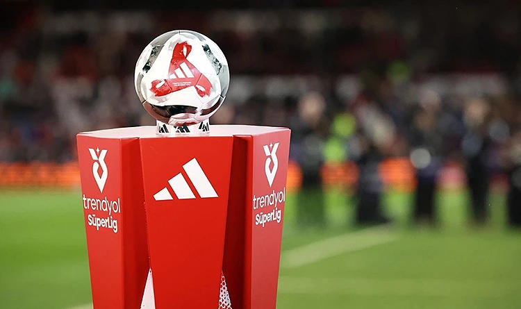 Süper Lig’de kritik gece: Düşme hattında kader haftası